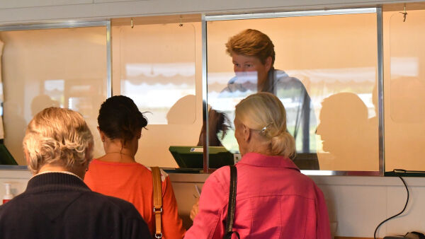 Pålagt å stramme inn
