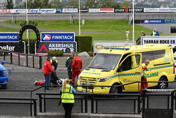 - Har fått et brudd i nakken
