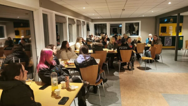 Damegruppe på plass
