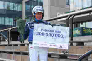 200.000.000 i boks