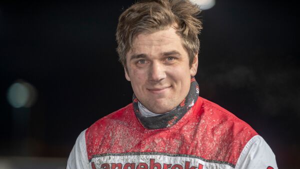 - Det er nok en gang eierne det går ut over