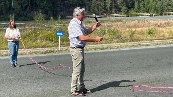 En strålende åpning