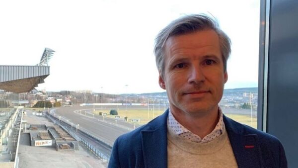 Legenden bedre, blir redaktør og millionær avlivet