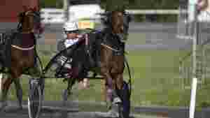 Gikk 1.14,8 i sin andre start
