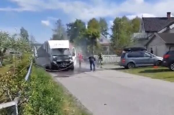 Her brenner hestebilen