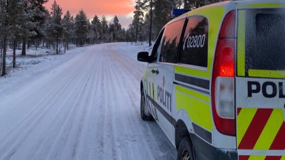 Troppet opp med politi hos oppdretter