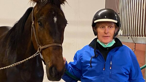 - Det er dessverre en liten uting i norsk travsport