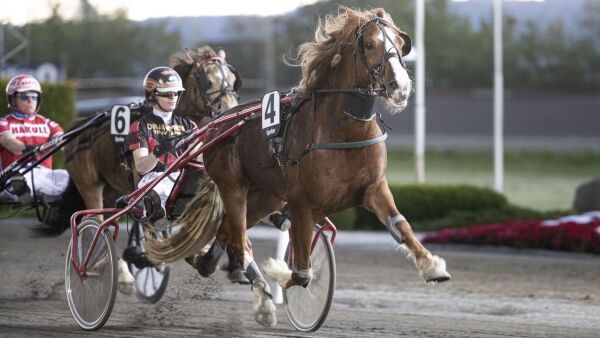 Alm Nagano spurtet inn årets første seier