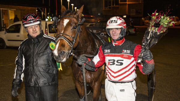 Kihle ville stryke - vant med begge