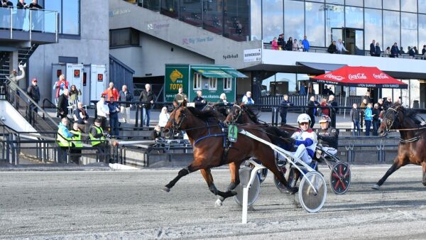 Lucky Queen Soa dirigerte fra start til mål