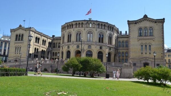Følg tapsgrensedebatten i Stortinget her