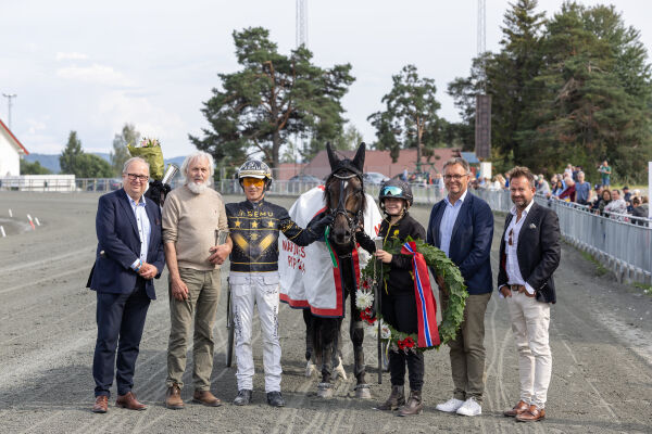 Har solgt årgangstoppen