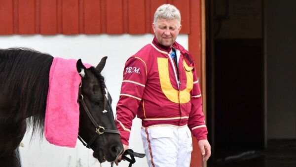 Mjølnerød slo til på Färjestad