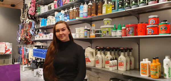 Han kjøpte butikken hennes