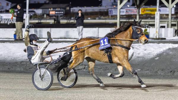 - Han rygget i 190 kilometer