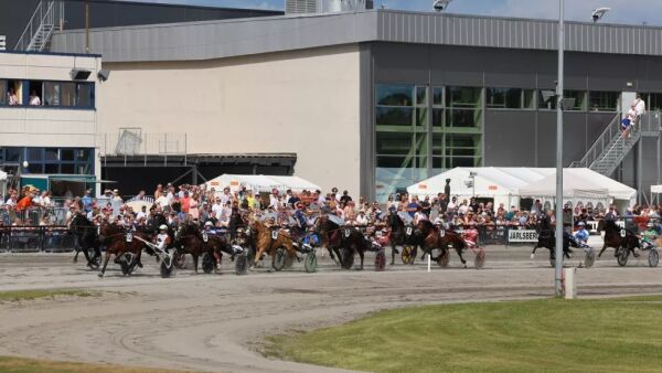 Spillet ned 10 prosent