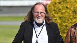 Norsk Trav-sjef i hardt vær