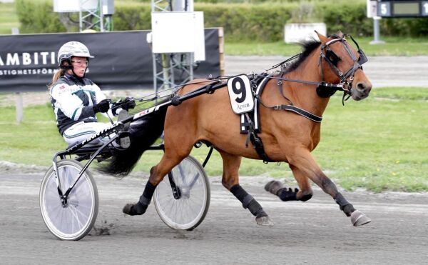 River skoene og kjører for rekord